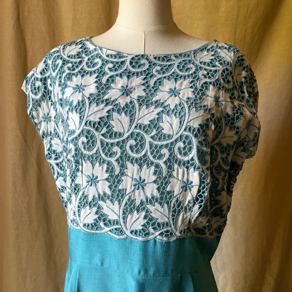 1960s Turquoise Blue‎ Lace Wiggle Dress Set Jackie O Style Matching Jacket L